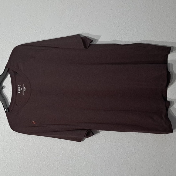 Rhone Reign Short Sleeve Soft Sweat-Wicking Top - Picture 4 of 10